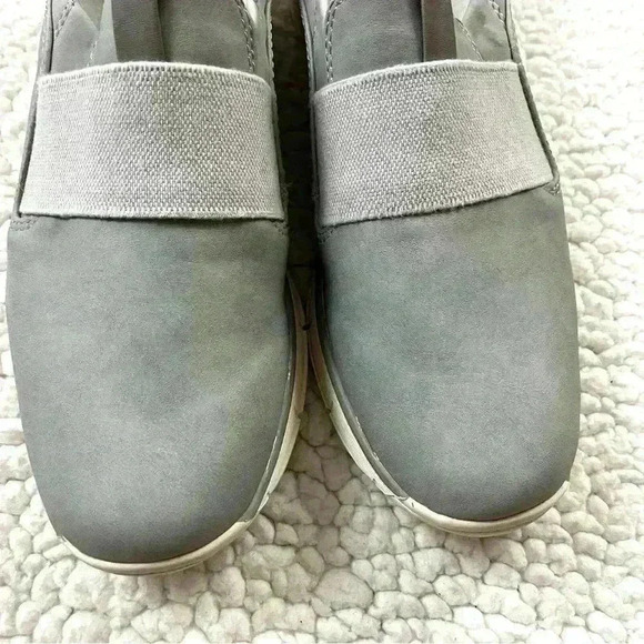 Baretraps Garner Gray Foam Midsole Cushioned Comfort Sneaker Size 11 - Picture 5 of 12